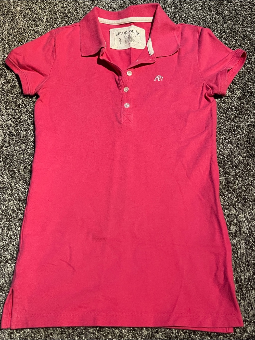 Vintage Women’s Y2K Aeropostale Polo (S)